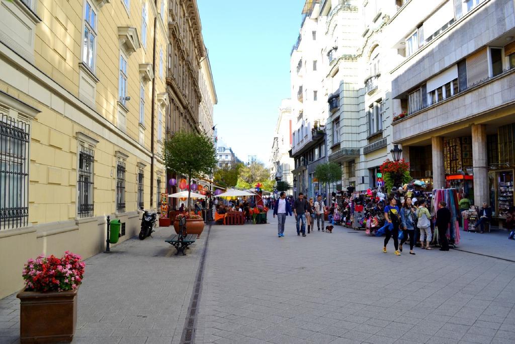 Casamia-Elegant Central Vaci St.Apt بودابست المظهر الخارجي الصورة
